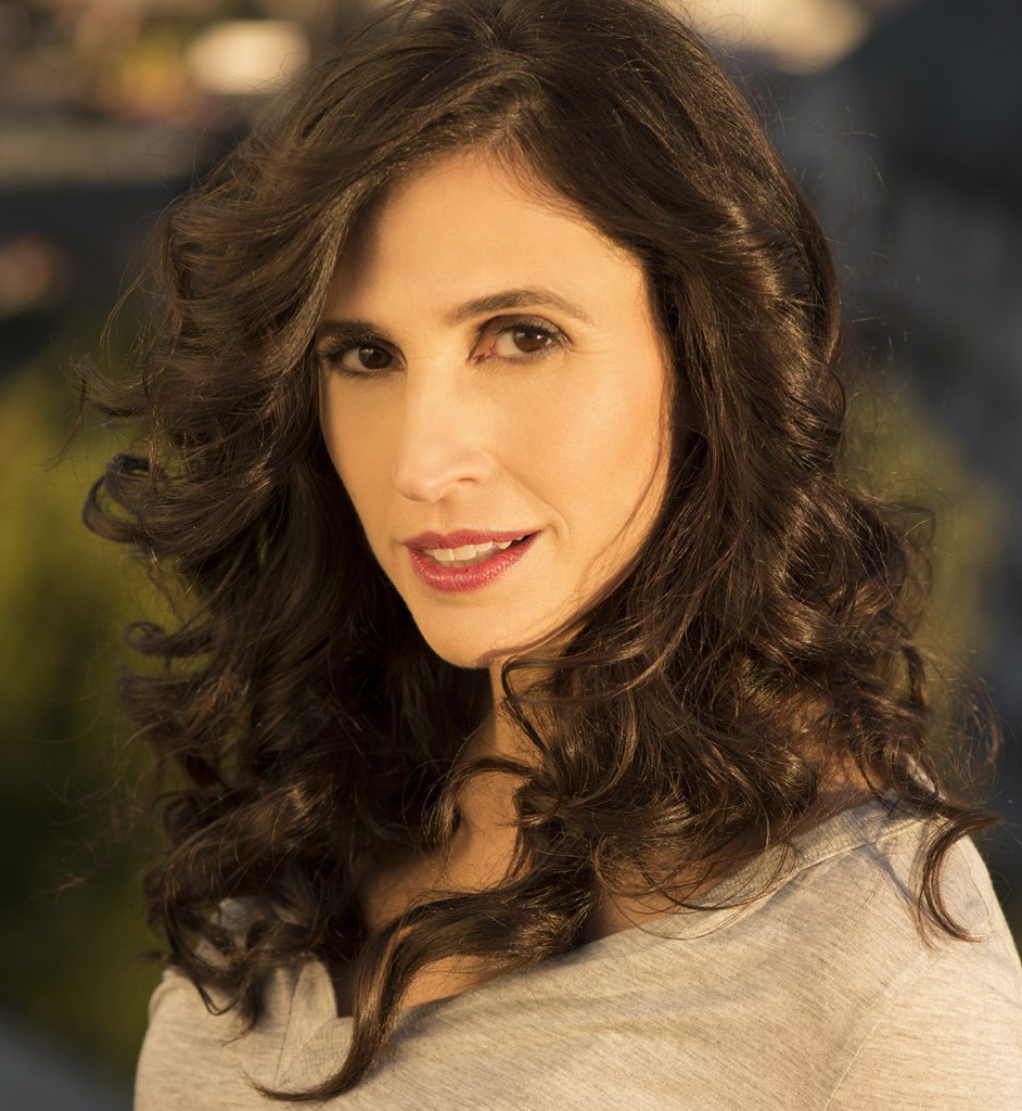 Next photo of Michaela Watkins